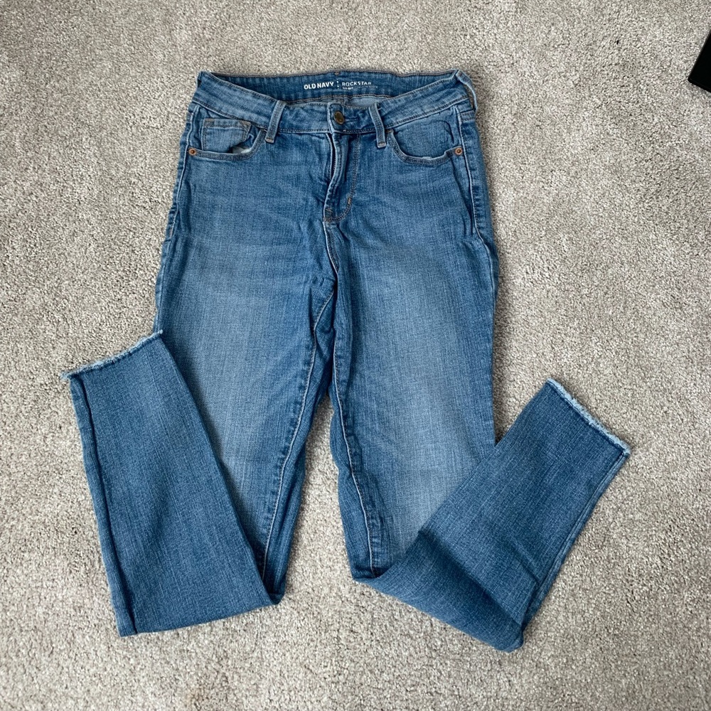 Old Navy Mid-Rise Rockstar Super skinny jeans size 4 Regular